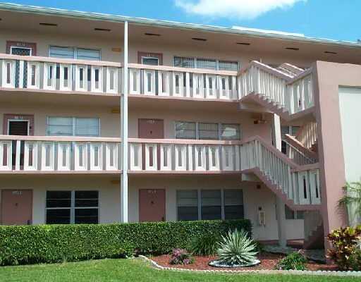 198 Mansfield East, Unit 198E Boca Raton, FL 33434 - Photo 1 of 1 Primary Photo