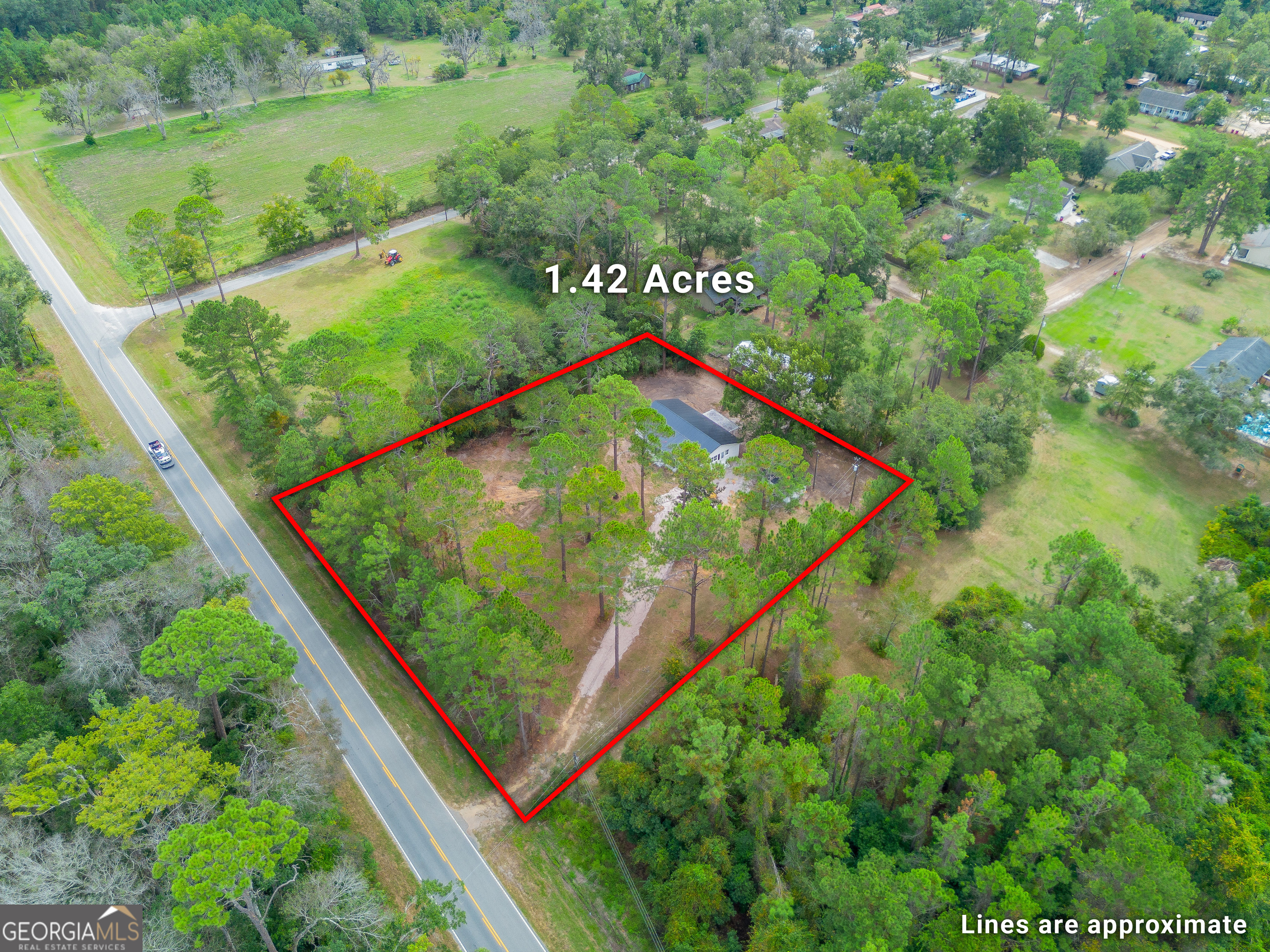 3551 Cason Road Blackshear, GA 31516 - Photo 23 of 24 a view of a garden from a balcony