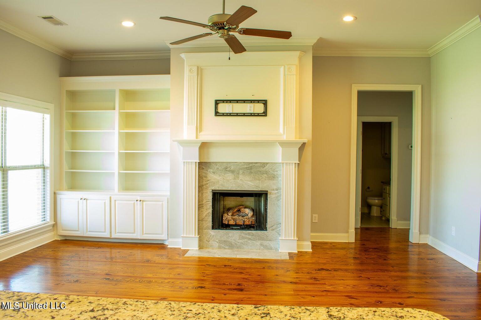 216 Buttonwood Lane Canton, MS 39046 - Photo 3 of 21 20240607200624690082000000-o
