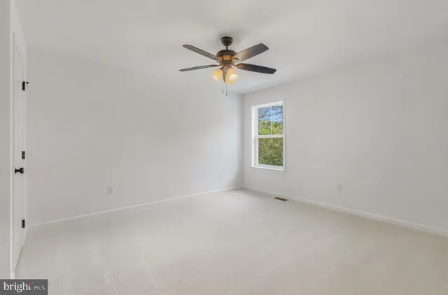 a view of a window in a room