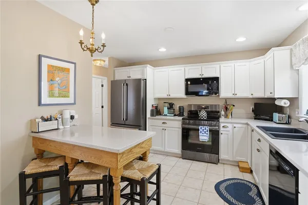 $795,000 | 479 Gravelly Hill Road, South Kingstown, RI 02879