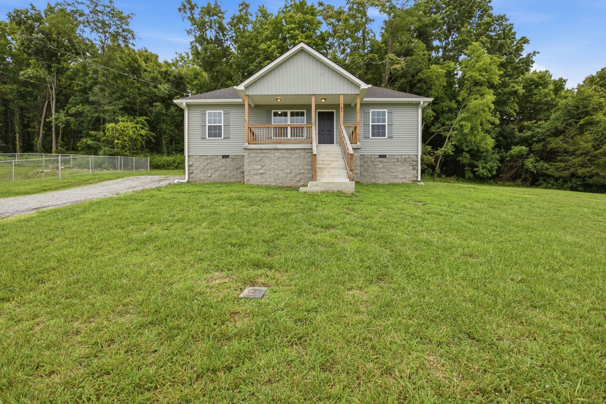 1765 Old Belfast Road Lewisburg, TN 37091 - Photo 2 of 32