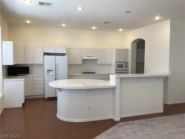 $2,995 | 11388 Buena Sera Street, Las Vegas, NV 89141