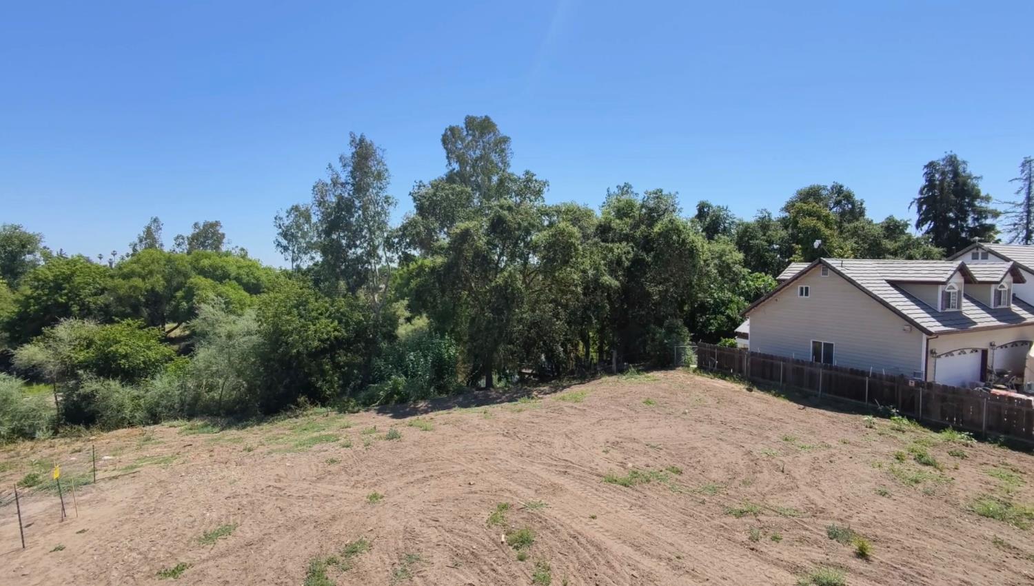 2508 Paradise Road Modesto, CA 95358 - Photo 4 of 17