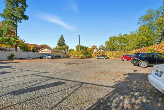 $245,000 | 852 North Summit Boulevard, Unit 101, Spokane, WA 99201