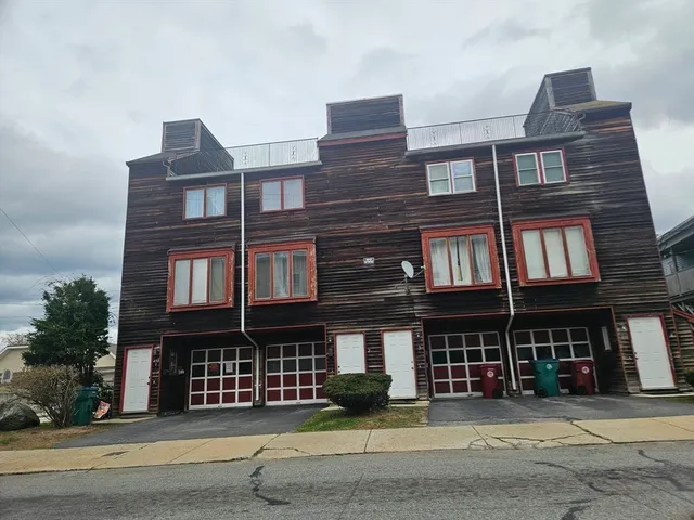 $230,000 | 490 School Street, Unit 2, Lowell, MA 01851