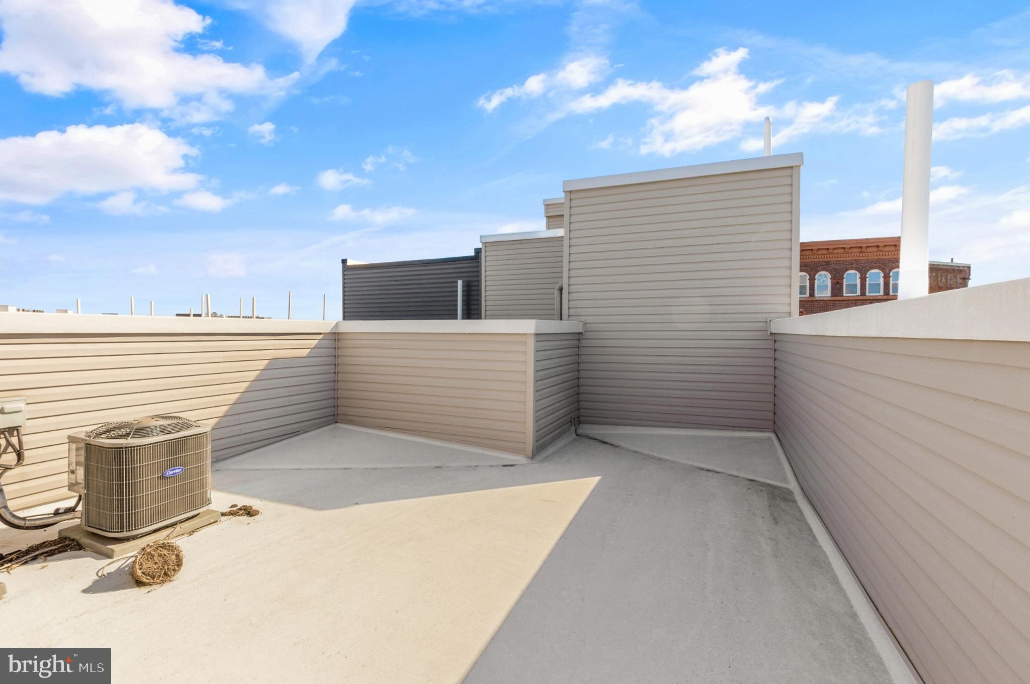 2212 North Front Street, Unit 5 Philadelphia, PA 19133 - Photo 22 of 25 a view of a terrace