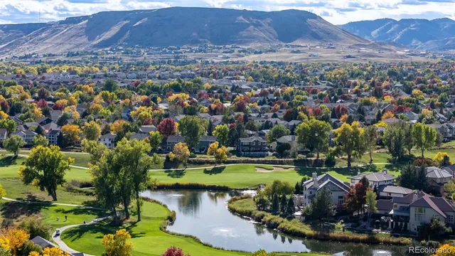 a view of a city with sitting area