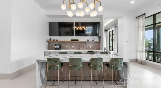 $1,405 | 2546 Perimeter Pointe Parkway, Unit 1B 1, Charlotte, NC 28208