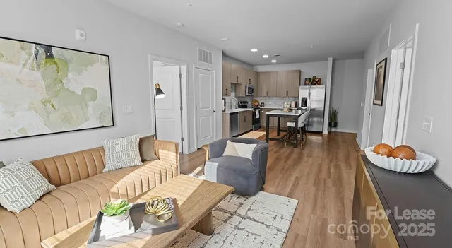 $1,405 | 2546 Perimeter Pointe Parkway, Unit 1B 1, Charlotte, NC 28208