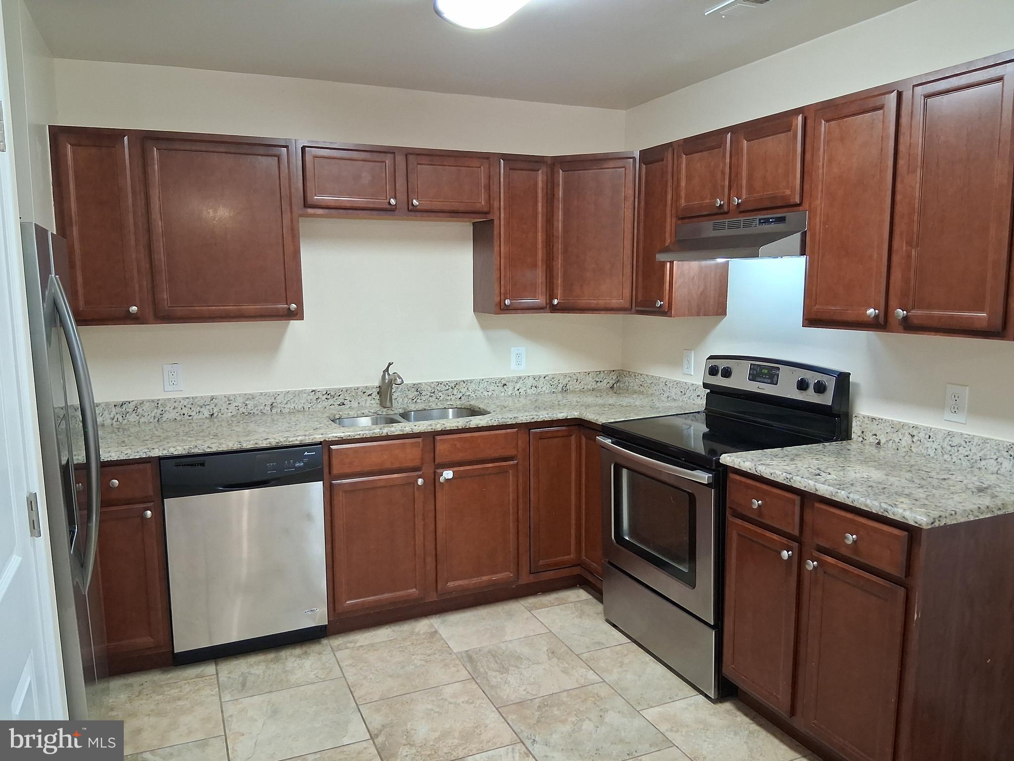 221 Hickory Road Front Royal, VA 22630 - Photo 6 of 23 Gallery Image 6