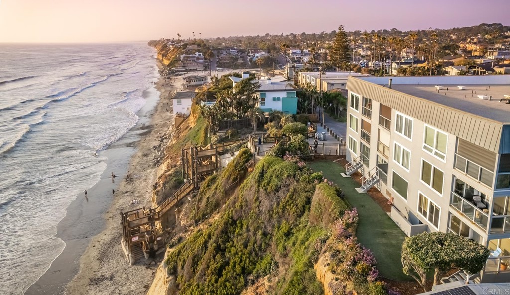 510 4th Street, Unit 3C Encinitas, CA 92024 - Photo 30 of 30 a view of a city