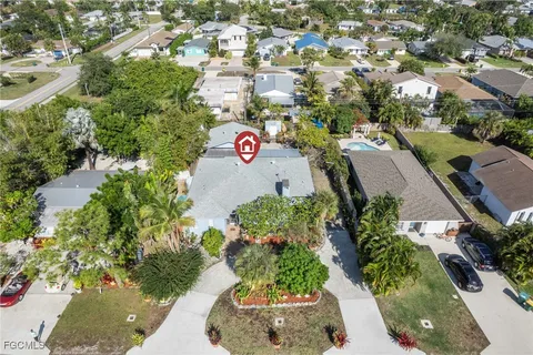 an aerial view of multiple house