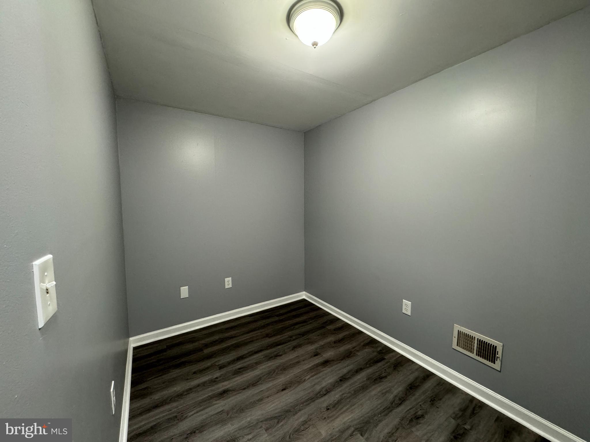 205 Furrow Street Baltimore, MD 21223 - Photo 13 of 17
