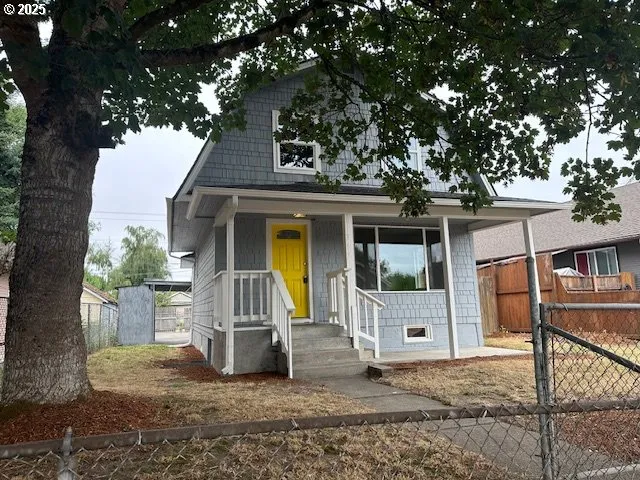 $329,500 | 317 17th Avenue, Longview, WA 98632