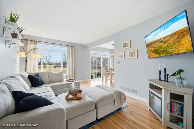 $289,900 | 6816 Zurich Court, Tinley Park, IL 60477