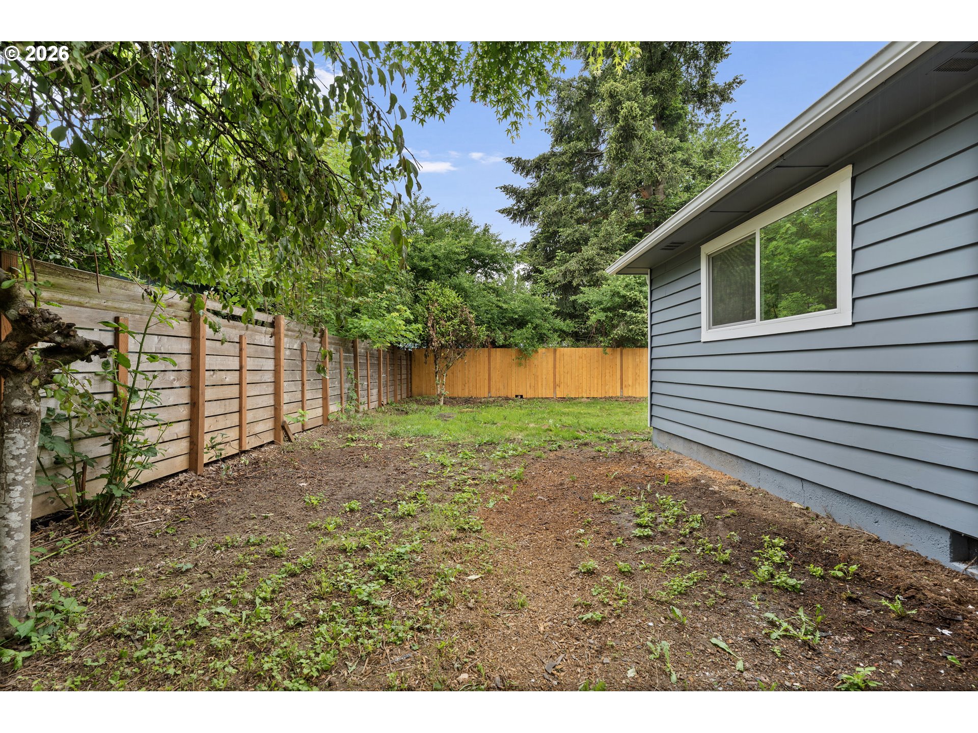 8923 Southeast Clinton Street Portland, OR 97266 - Photo 30 of 36 Front Yard