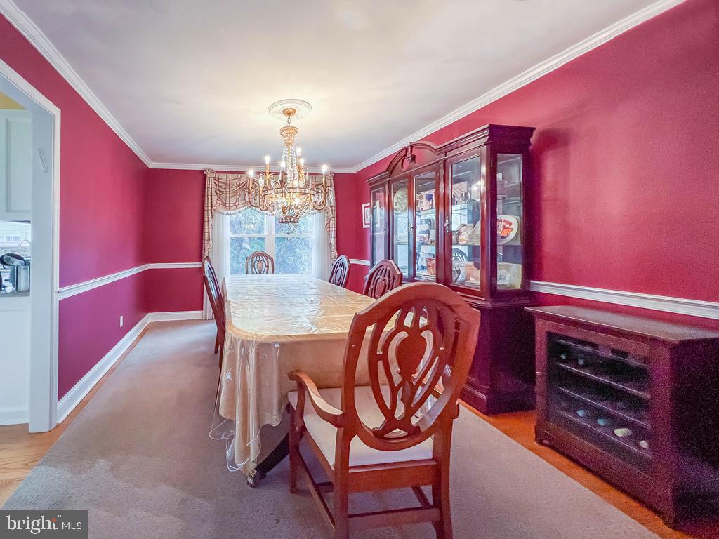 232 Aspen Road Yardley, PA 19067 - Photo 8 of 45 Dining Room