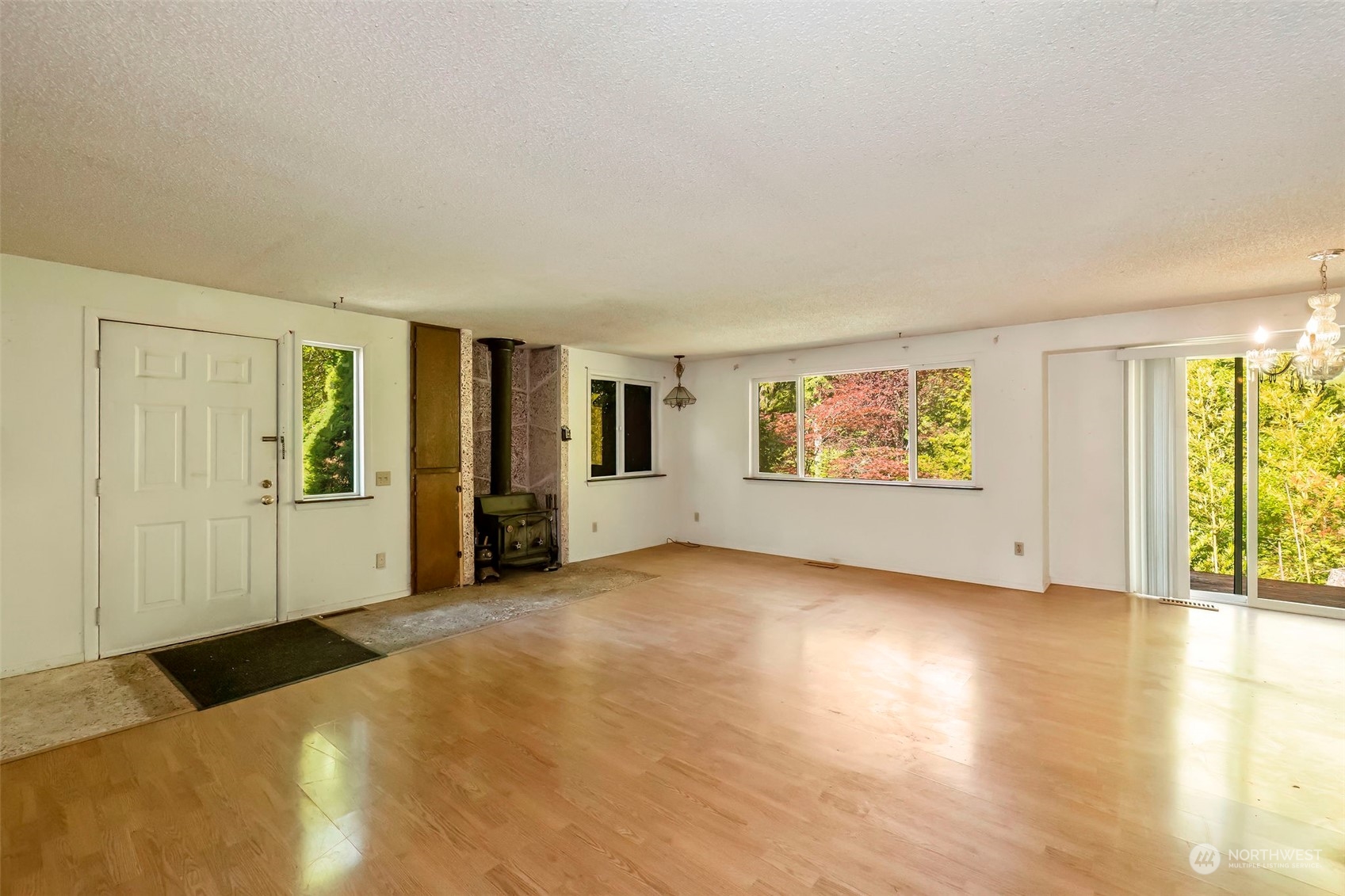 4189 Anderson Hill Road Southwest Port Orchard, WA 98367 - Photo 8 of 40 Gallery Image 8