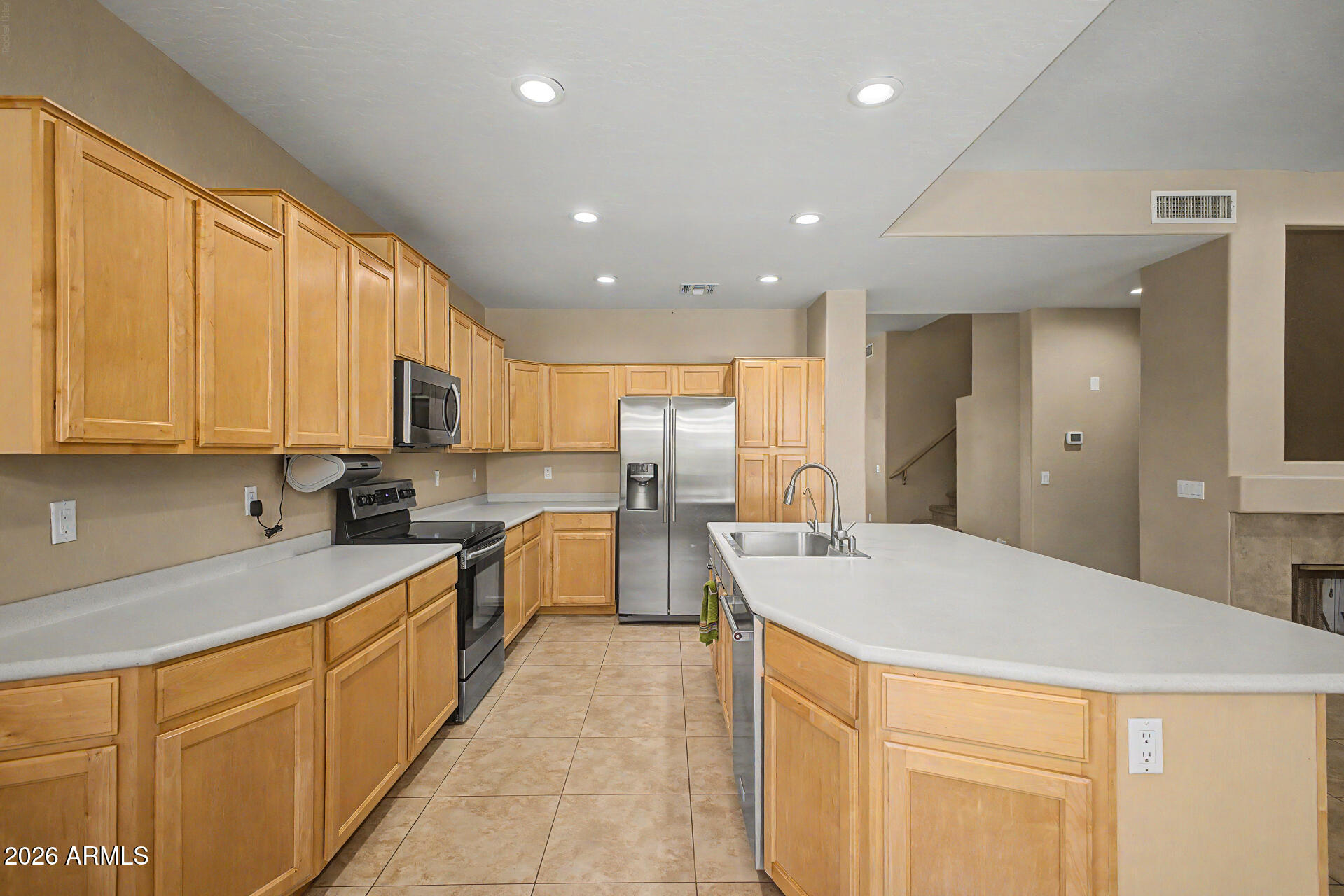 474 East Ranch Road Gilbert, AZ 85296 - Photo 7 of 66