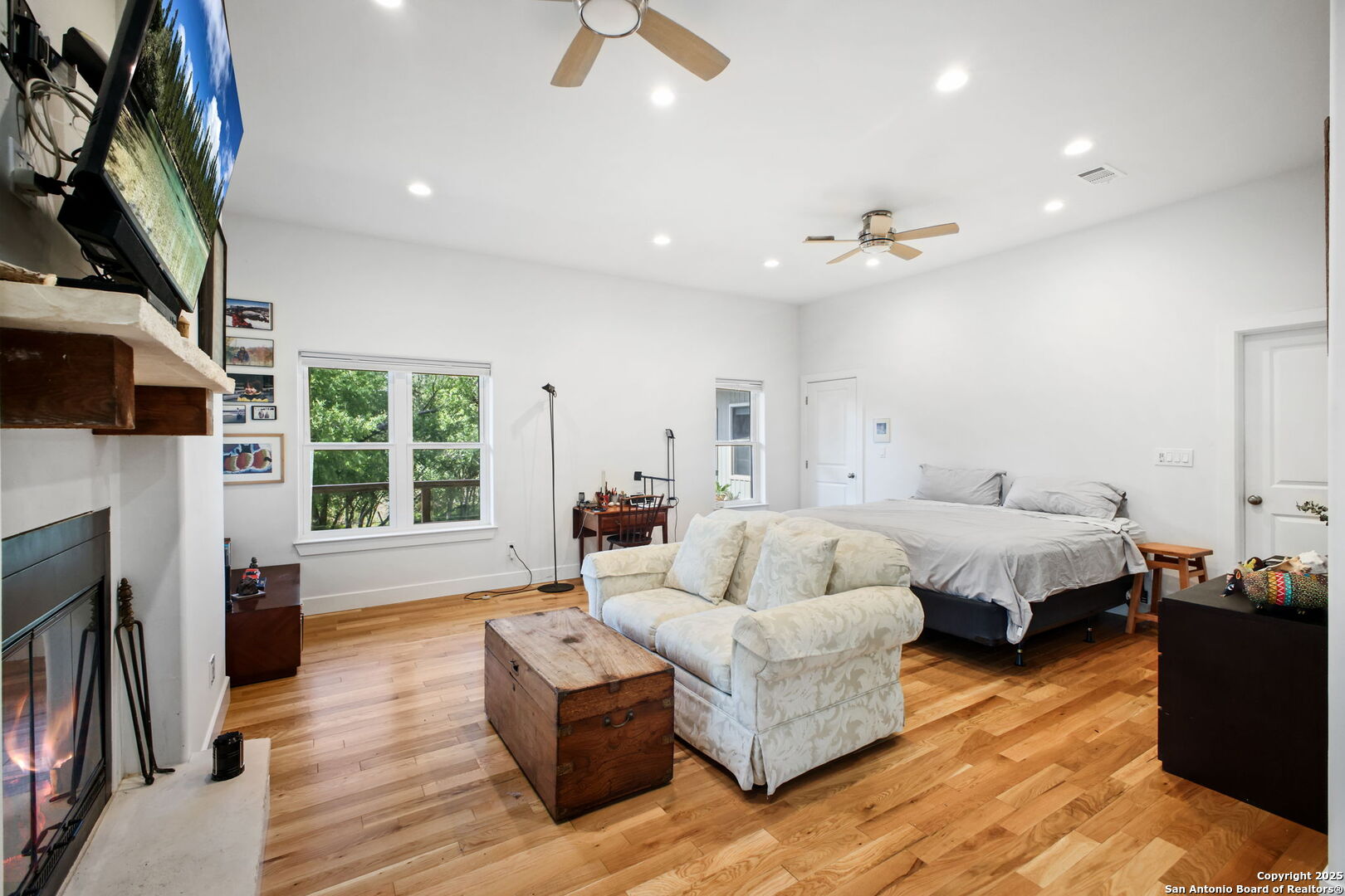 797 Glendale Road Spicewood, TX 78669 - Photo 20 of 48