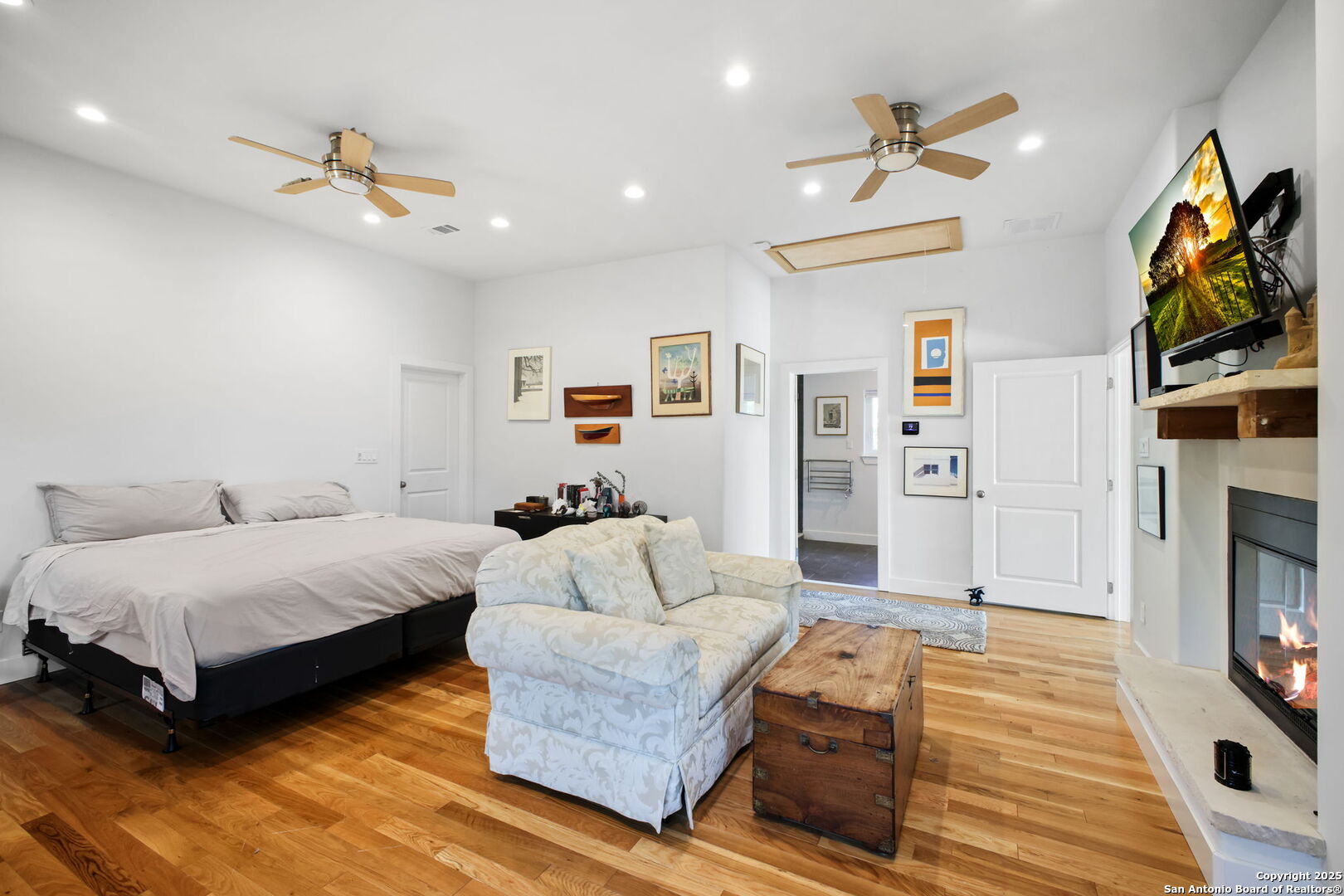 797 Glendale Road Spicewood, TX 78669 - Photo 21 of 48