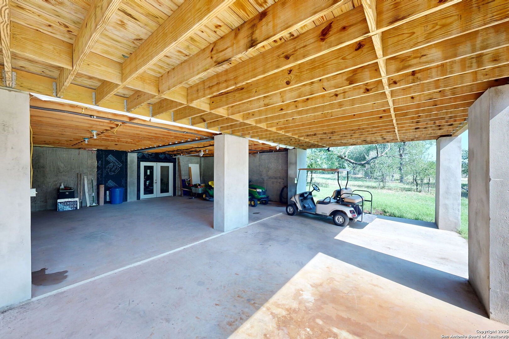 797 Glendale Road Spicewood, TX 78669 - Photo 31 of 48