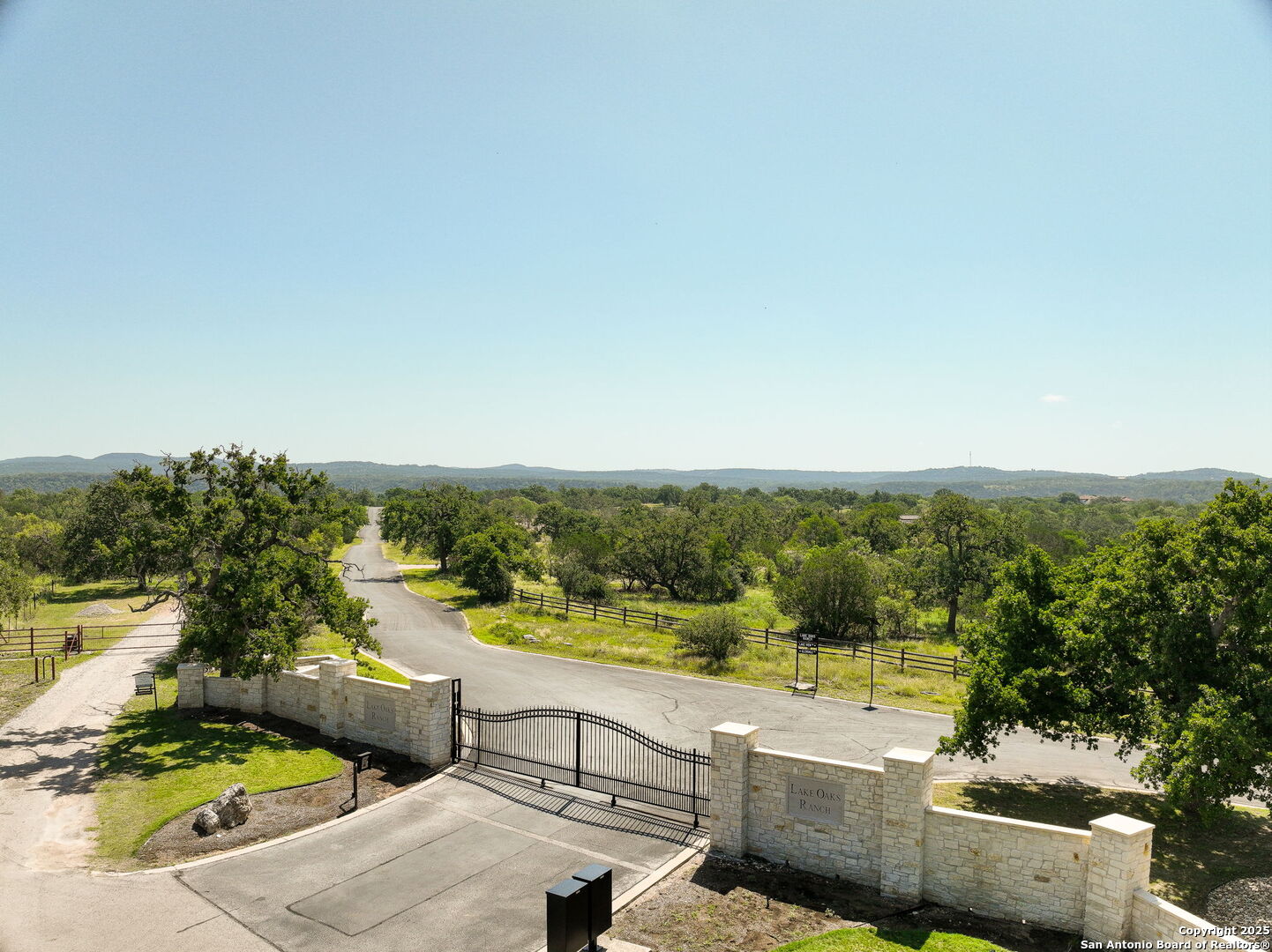 797 Glendale Road Spicewood, TX 78669 - Photo 35 of 48