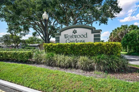 $424,900 | 5715 Golden Eagle Circle, Palm Beach Gardens, FL 33418