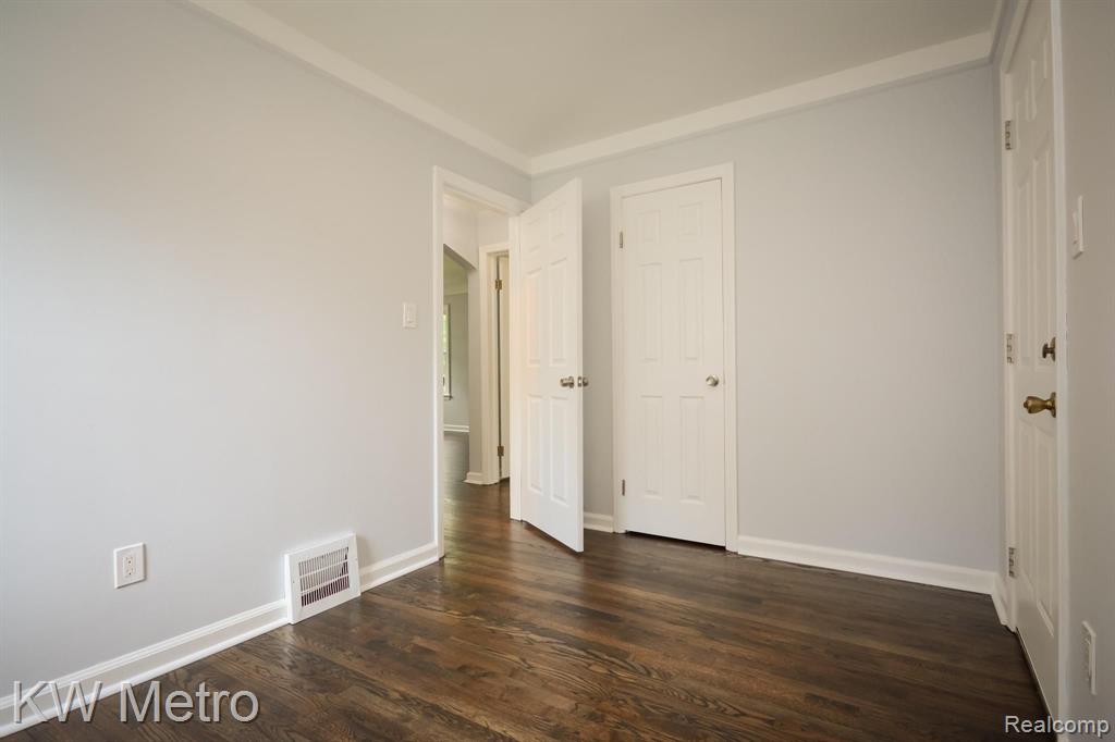 497 Roth Boulevard Clawson, MI 48017 - Photo 19 of 33