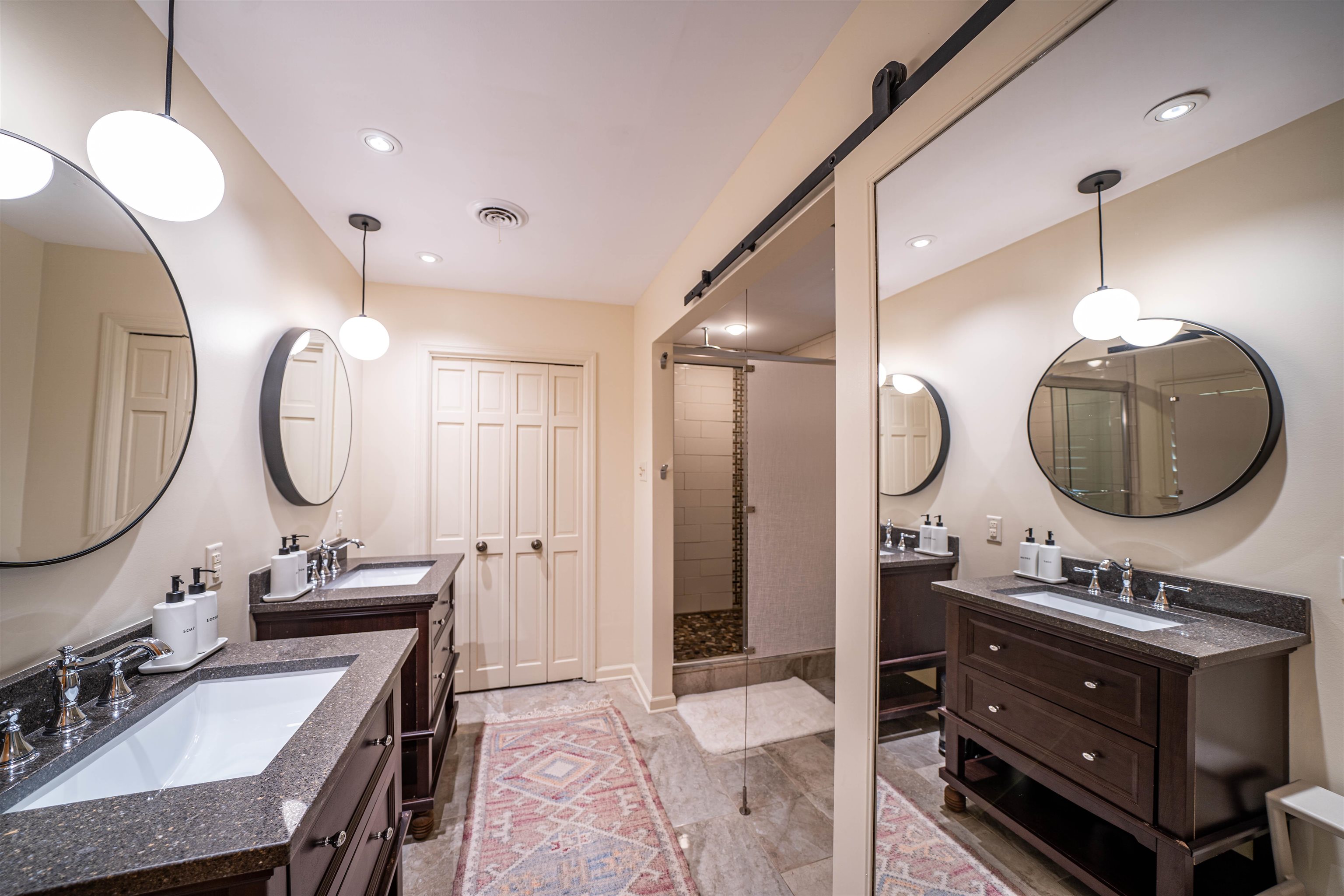 270 South Mendenhall Road Memphis, TN 38117 - Photo 11 of 16 Gallery Image 11