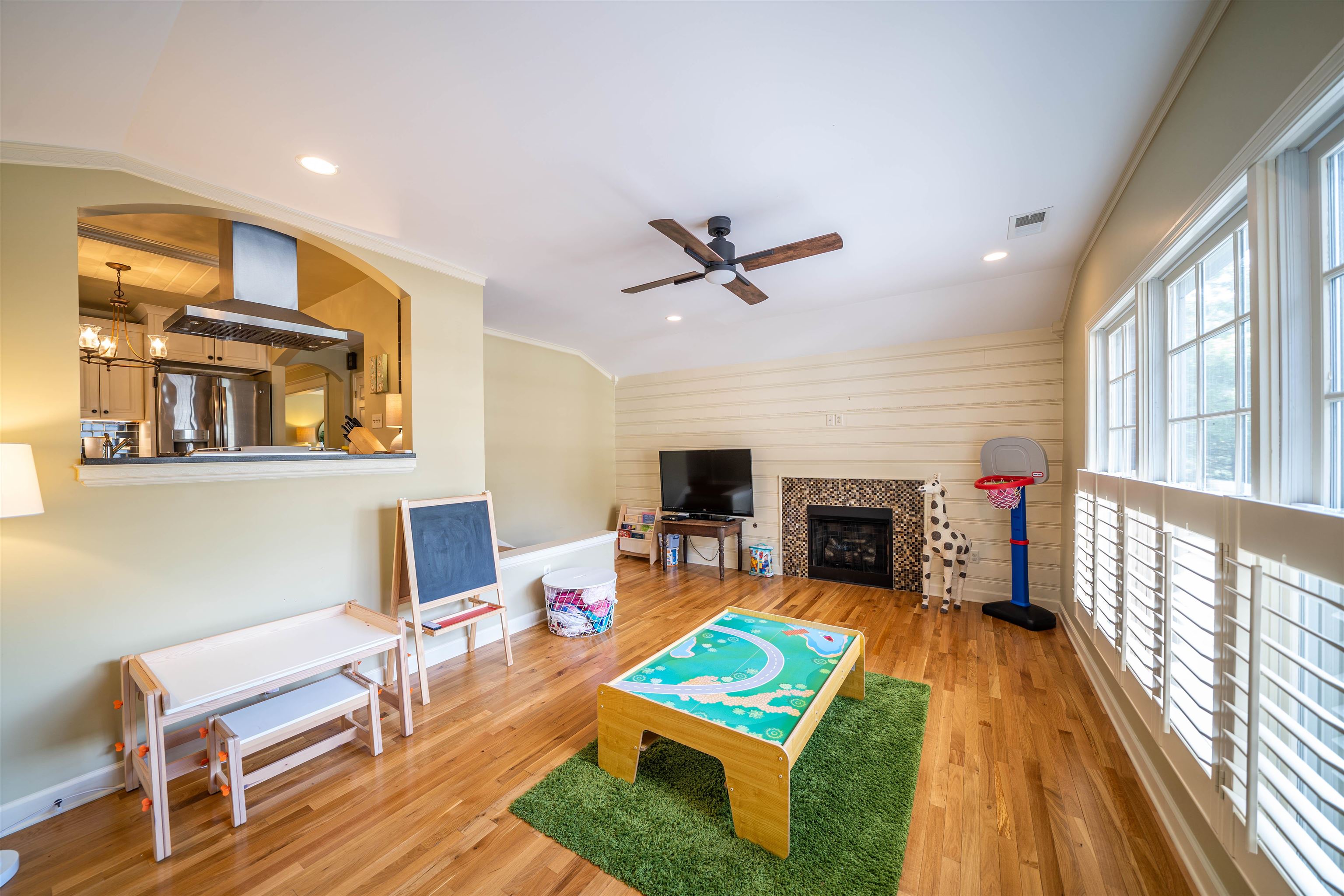 270 South Mendenhall Road Memphis, TN 38117 - Photo 7 of 16 Gallery Image 7