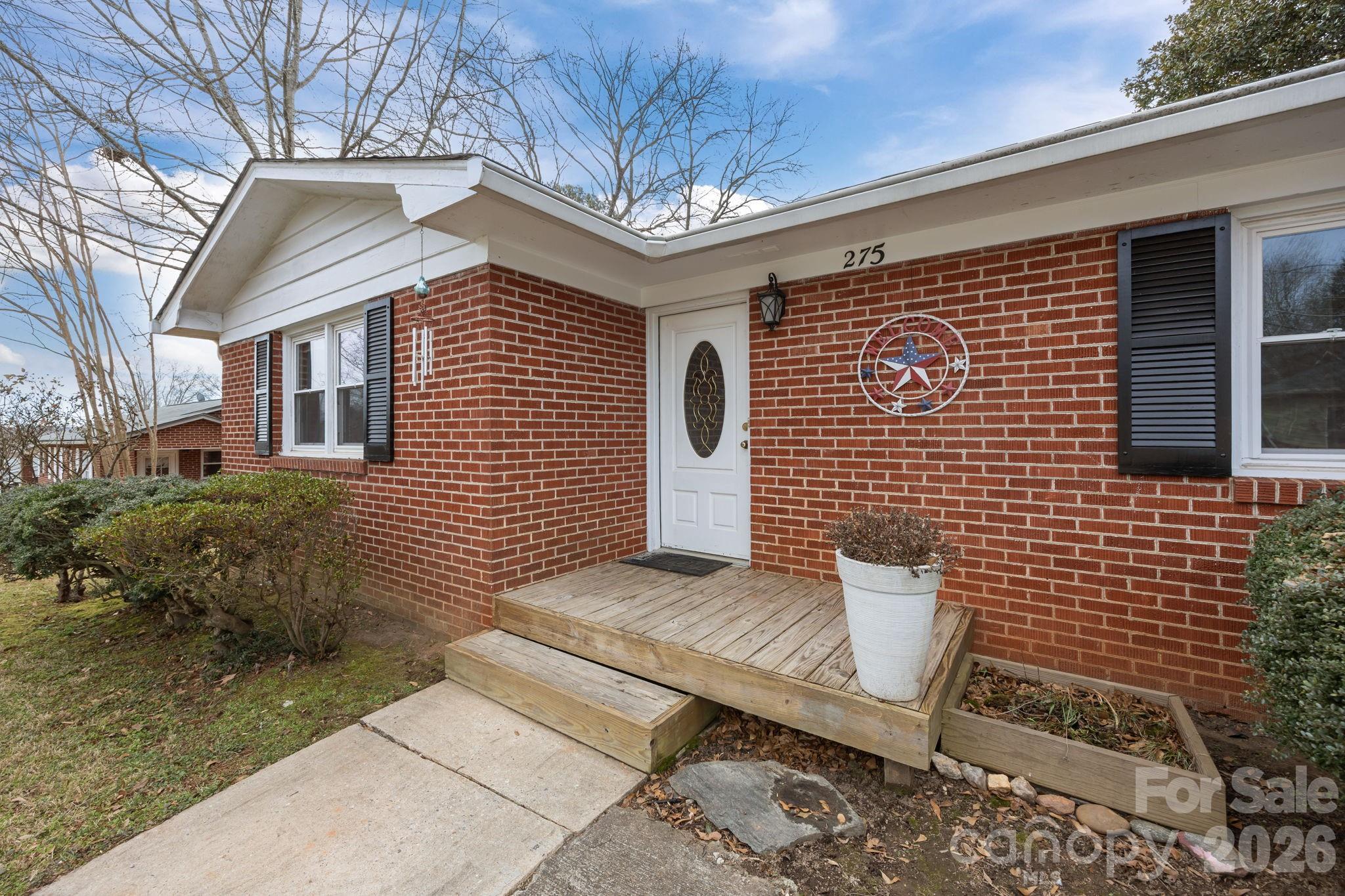 275 Tanner Street Rutherfordton, NC 28139 - Photo 5 of 44