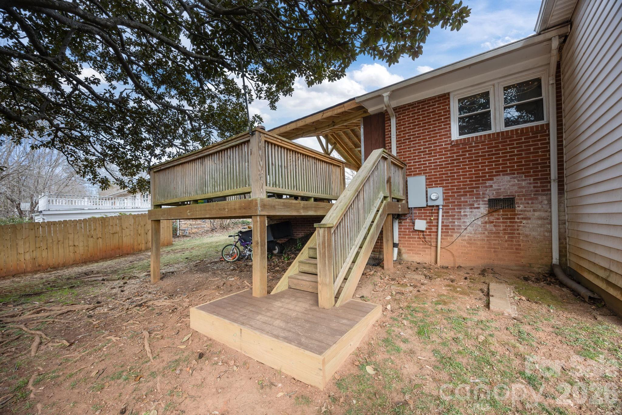 275 Tanner Street Rutherfordton, NC 28139 - Photo 9 of 44