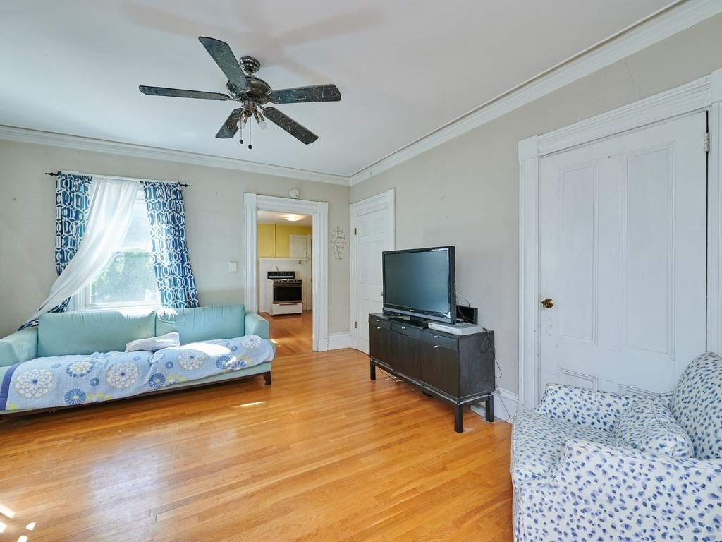114 Spring Street Cambridge, MA 02141 - Photo 4 of 36 Gallery Image 4