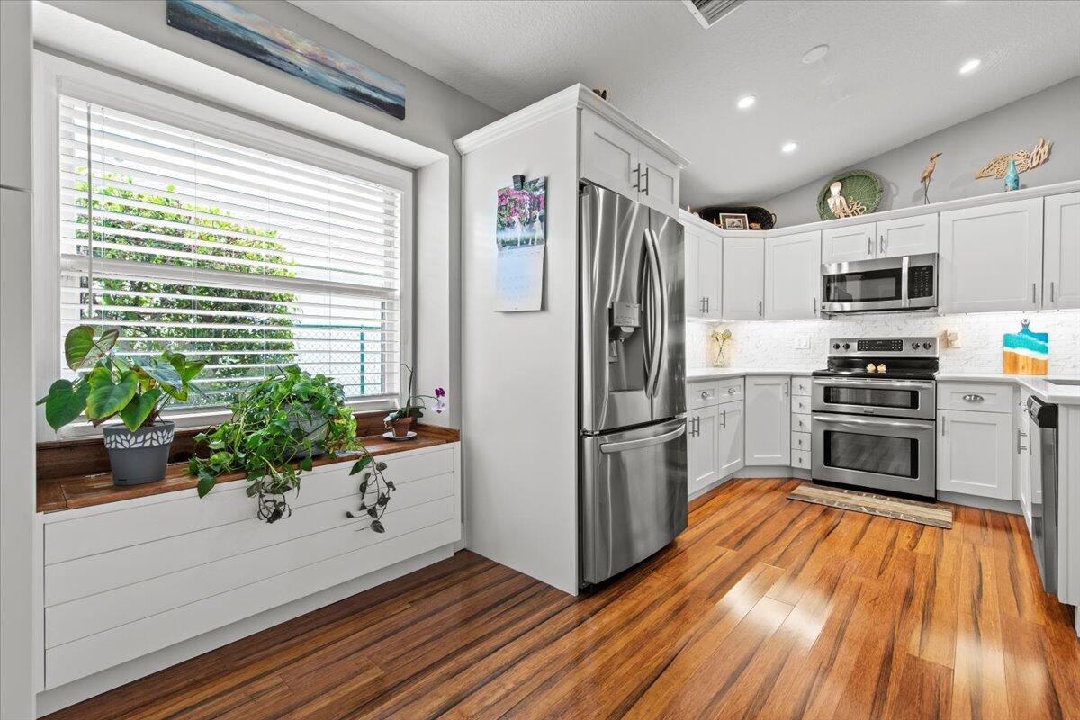 2776 Southwest Riviera Road Stuart, FL 34997 - Photo 12 of 62 Kitchen Nook
