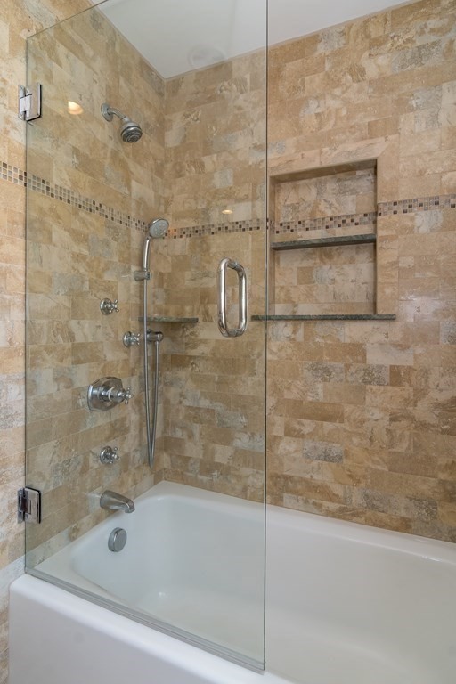 21 Arnold Road Wellesley, MA 02481 - Photo 16 of 29 Gallery Image 16