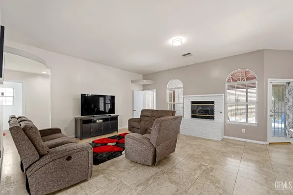 $480,000 | Undisclosed Address, Bakersfield, CA 93313