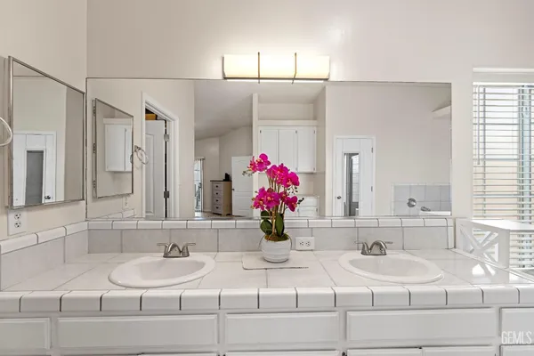$480,000 | Undisclosed Address, Bakersfield, CA 93313
