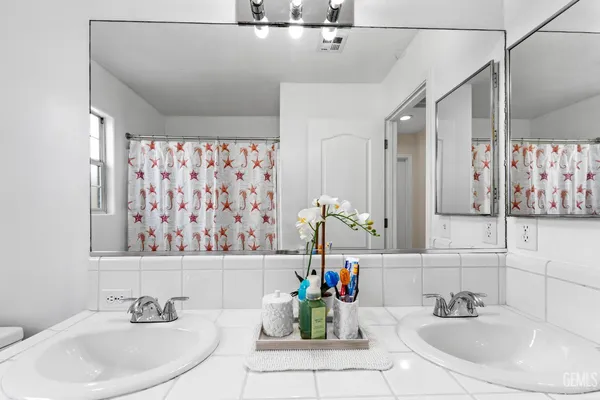$480,000 | Undisclosed Address, Bakersfield, CA 93313