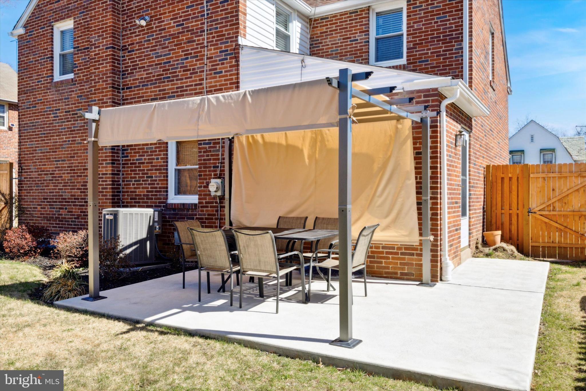 22 Mansfield Road Lansdowne, PA 19050 - Photo 24 of 25 a view of a patio with a table chairs and barbeque grill