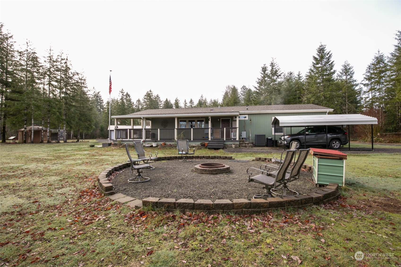 123 South Union Road Elma, WA 98541 - Photo 22 of 30 a view of a house with backyard