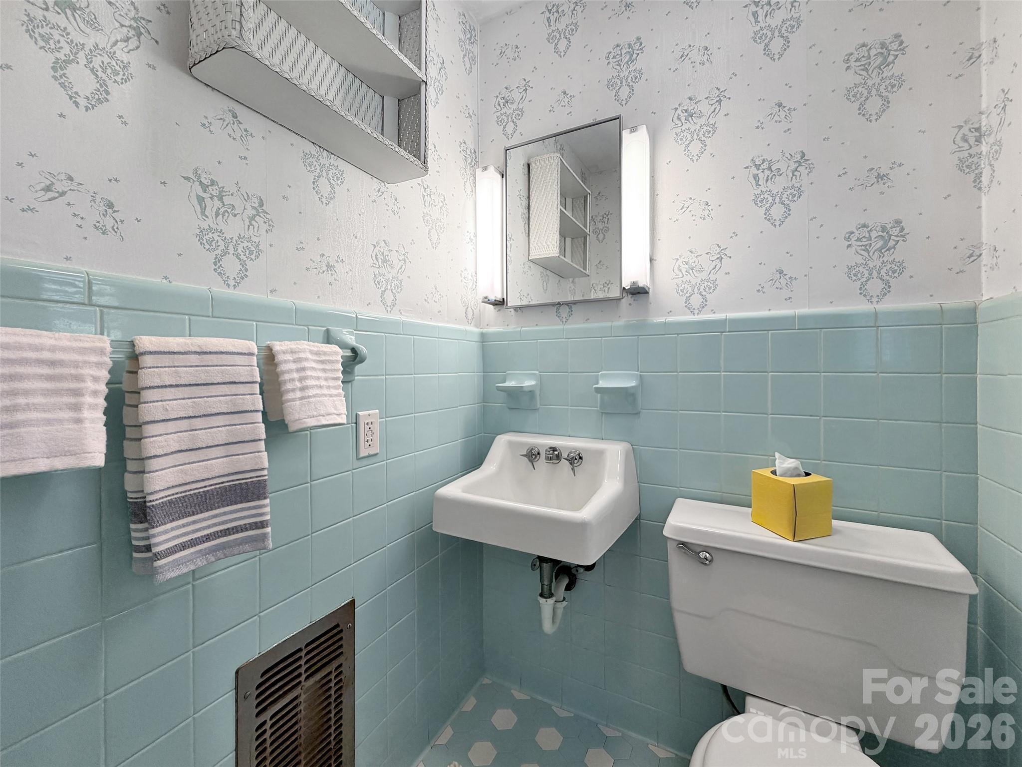 250 Reeves Cove Road Candler, NC 28715 - Photo 19 of 48 Gallery Image 19