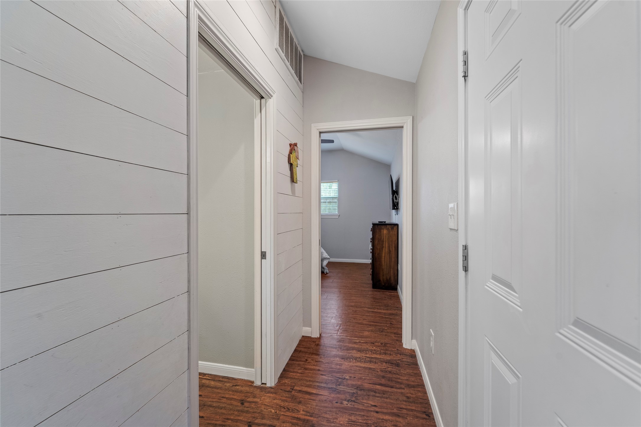 6951 Leandra Drive Houston, TX 77083 - Photo 9 of 12 a view of a bathroom