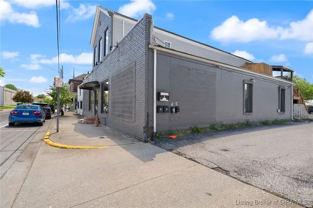 $600,000 | 1011 Vincennes Street, Unit 5, New Albany, IN 47150