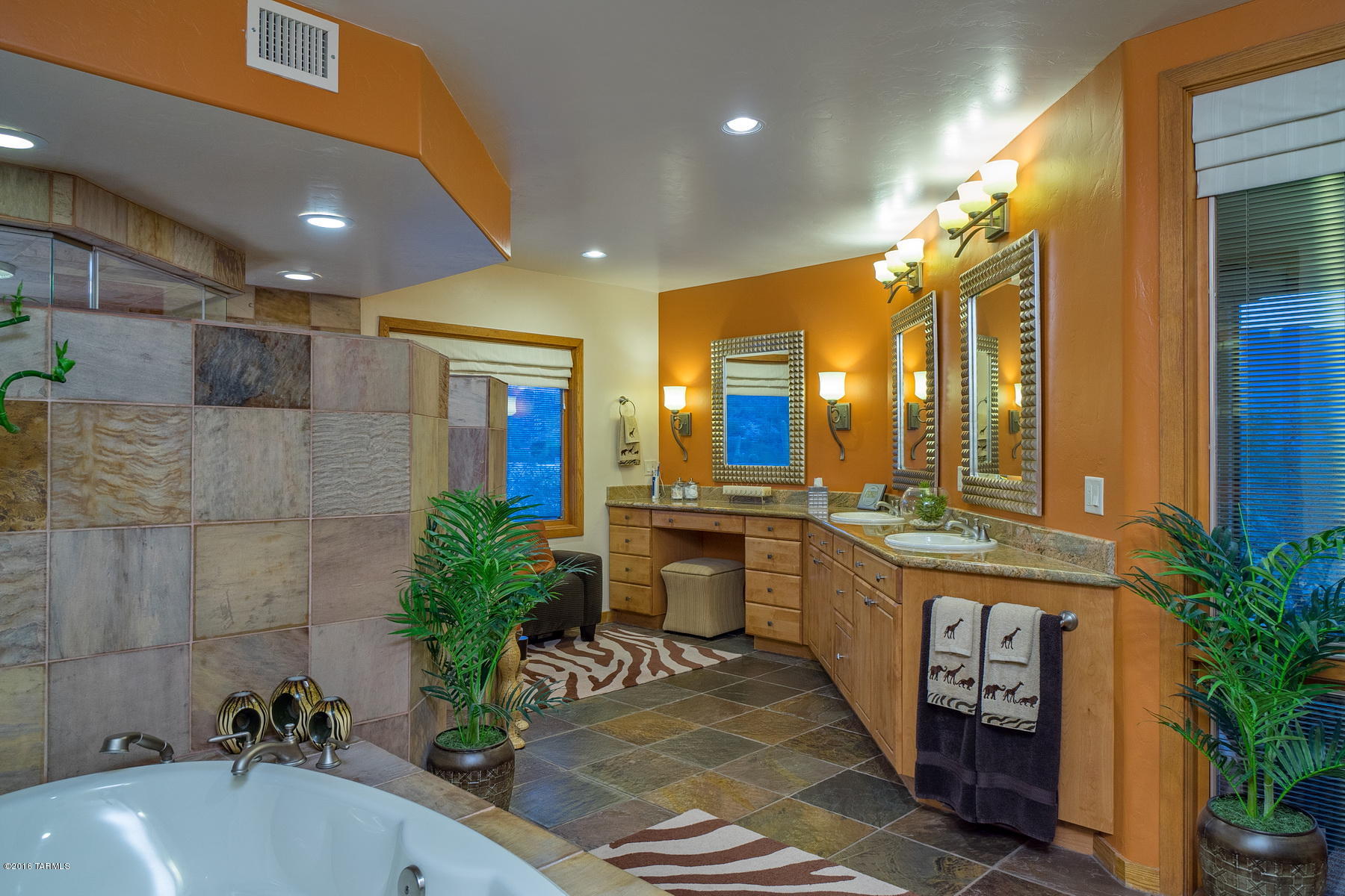 13240 East Deep Well Road Tucson, AZ 85749 - Photo 16 of 50 Gallery Image 16