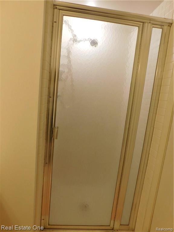 29656 Middlebelt Road, Unit 26 Farmington Hills, MI 48334 - Photo 35 of 39