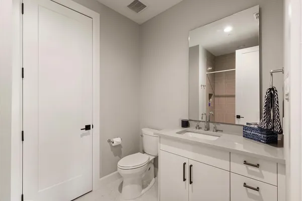 $1,849,000 | 2850 Lakeside Parkway, Unit 106, Flower Mound, TX 75022