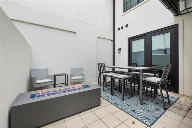 $1,950,000 | 2850 Lakeside Parkway, Unit 106, Flower Mound, TX 75022