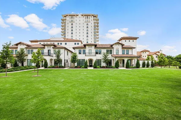 $1,849,000 | 2850 Lakeside Parkway, Unit 106, Flower Mound, TX 75022